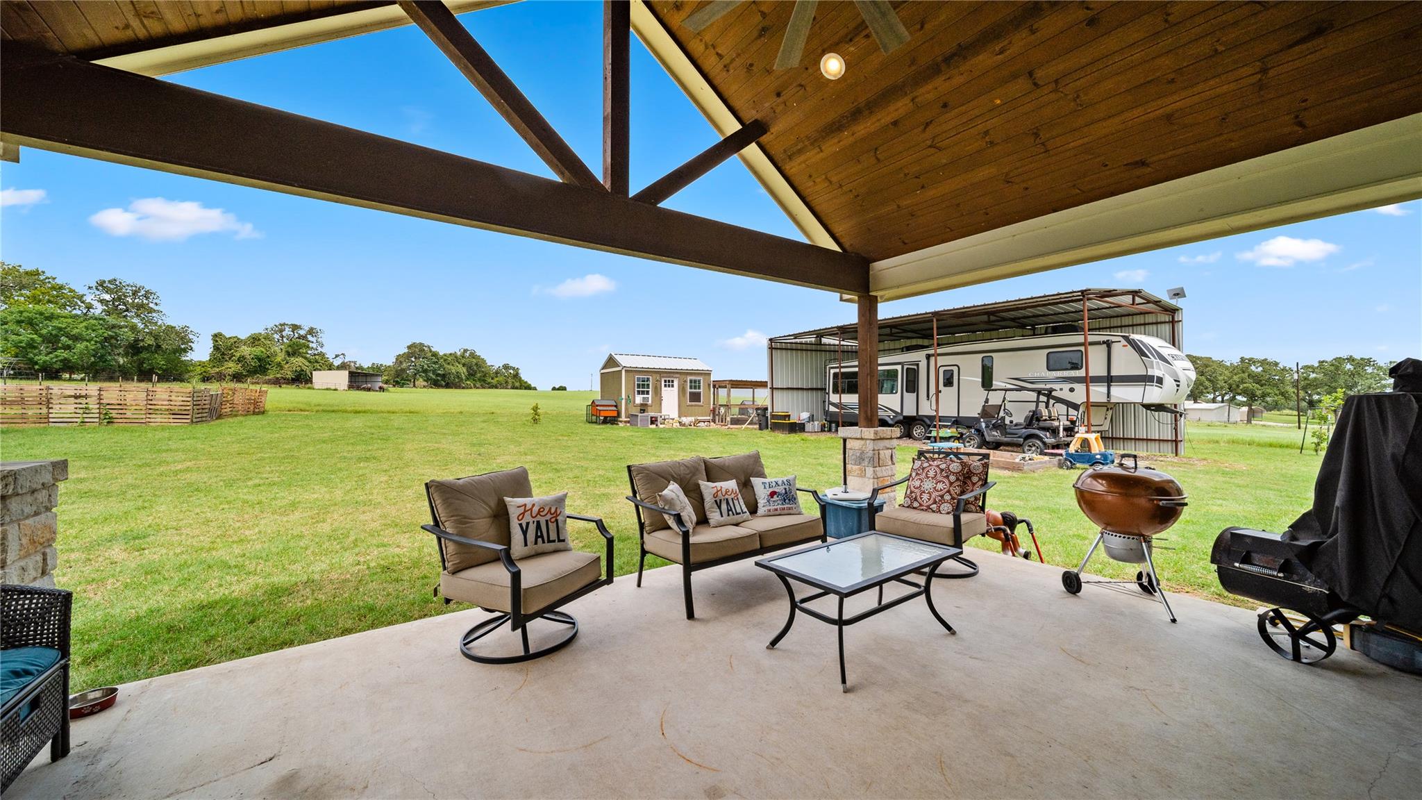 1606 County Road 216