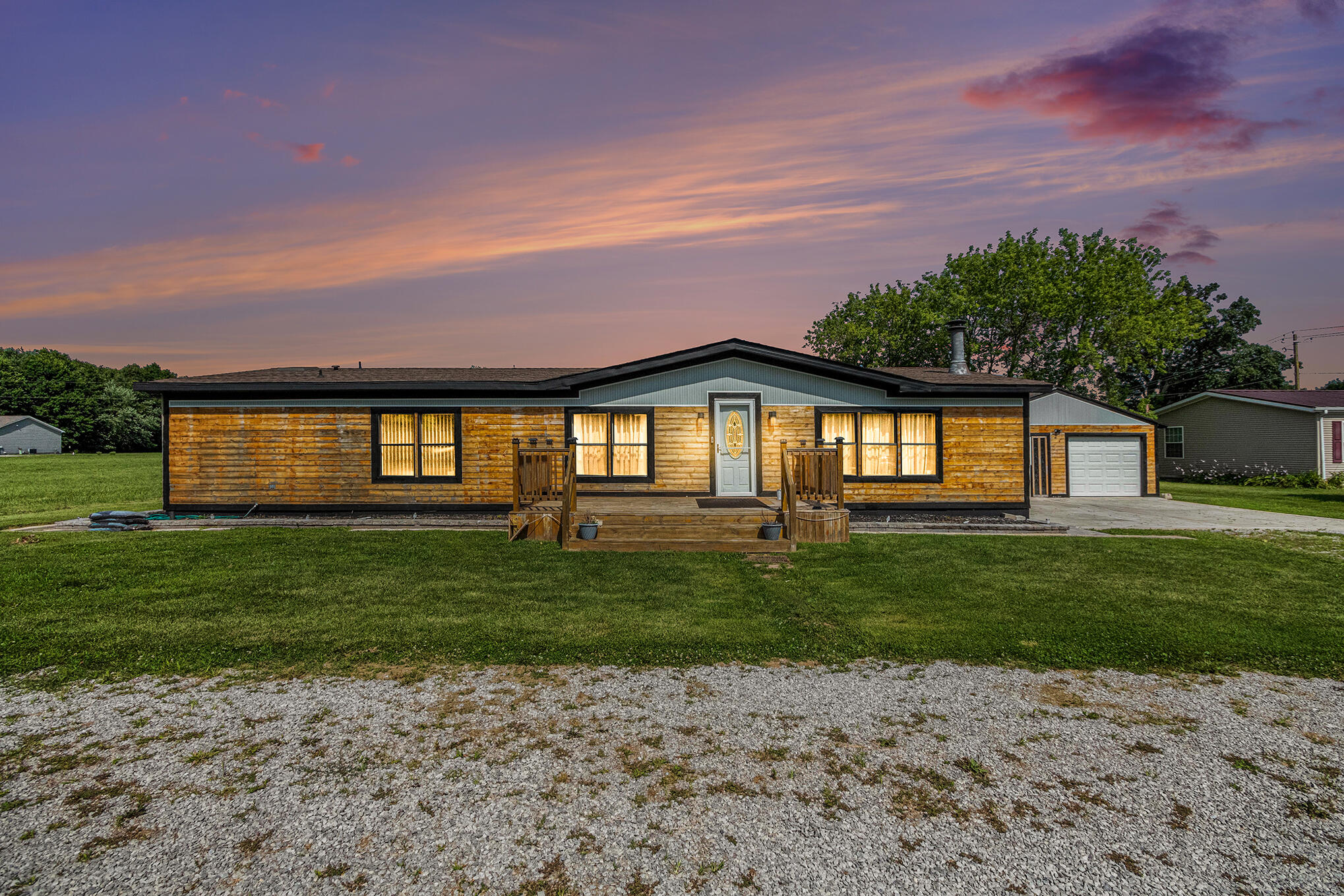 1727 Paw Paw Avenue