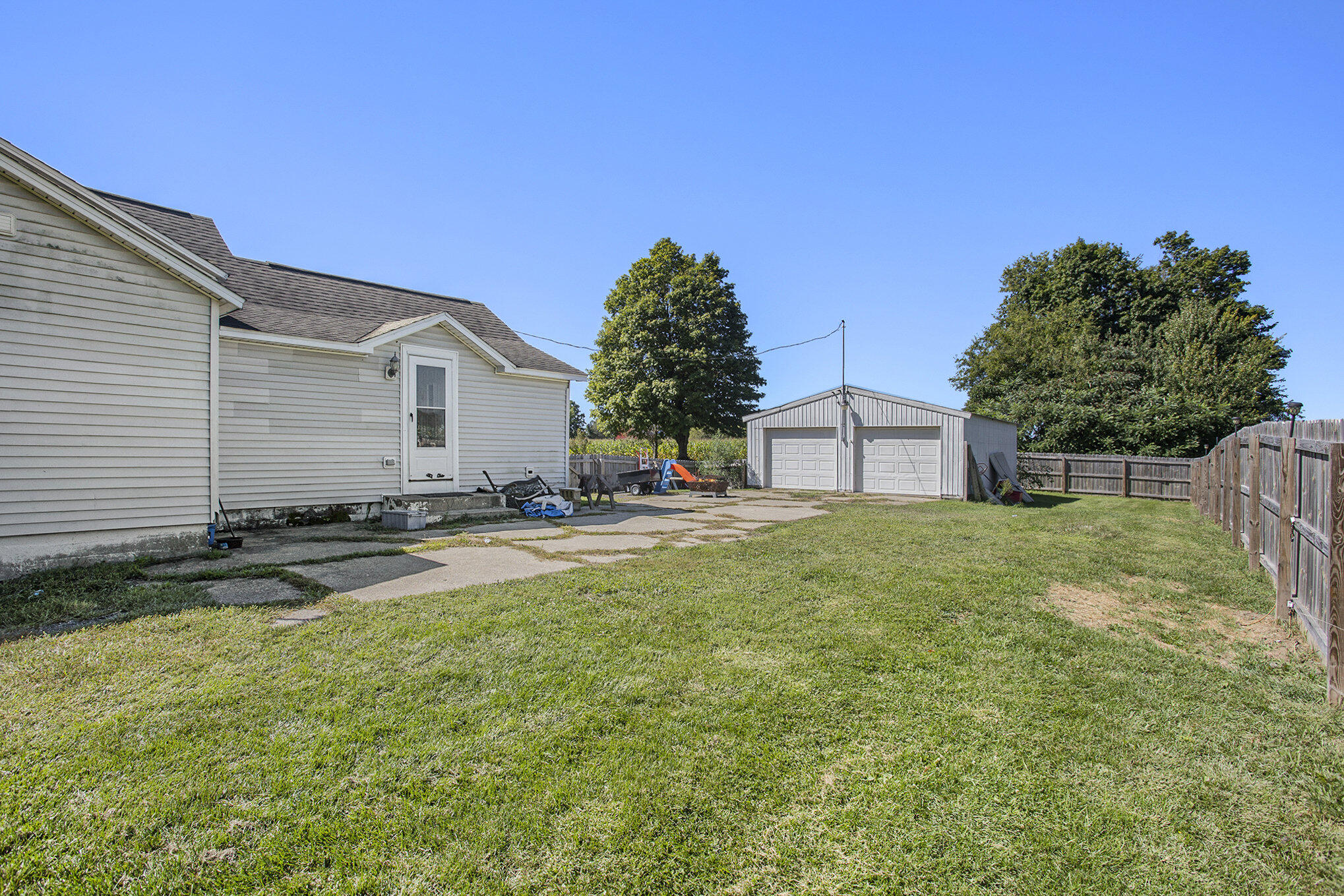 216 N Fremont Road