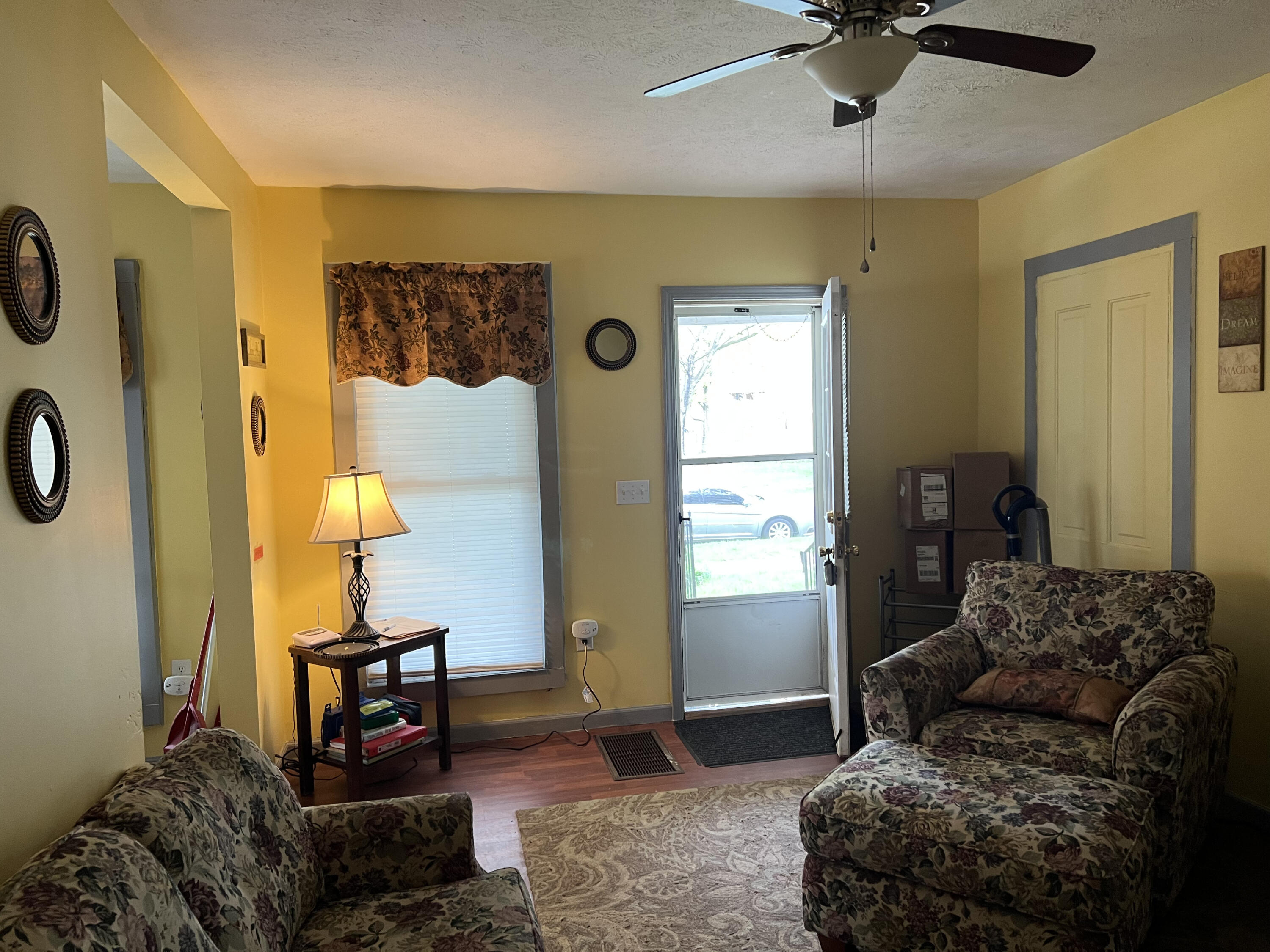 216 S 4th Street
