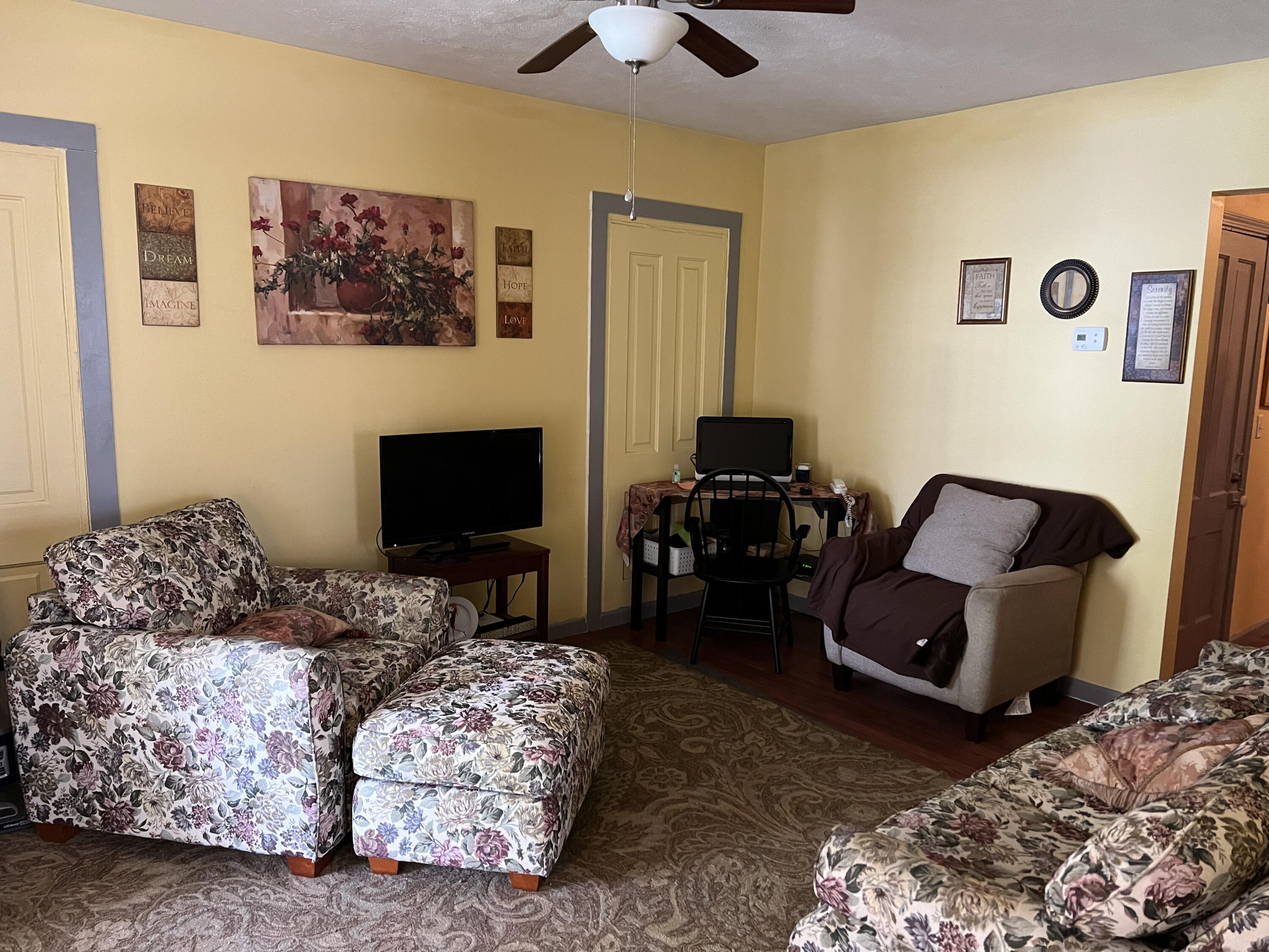 216 S 4th Street