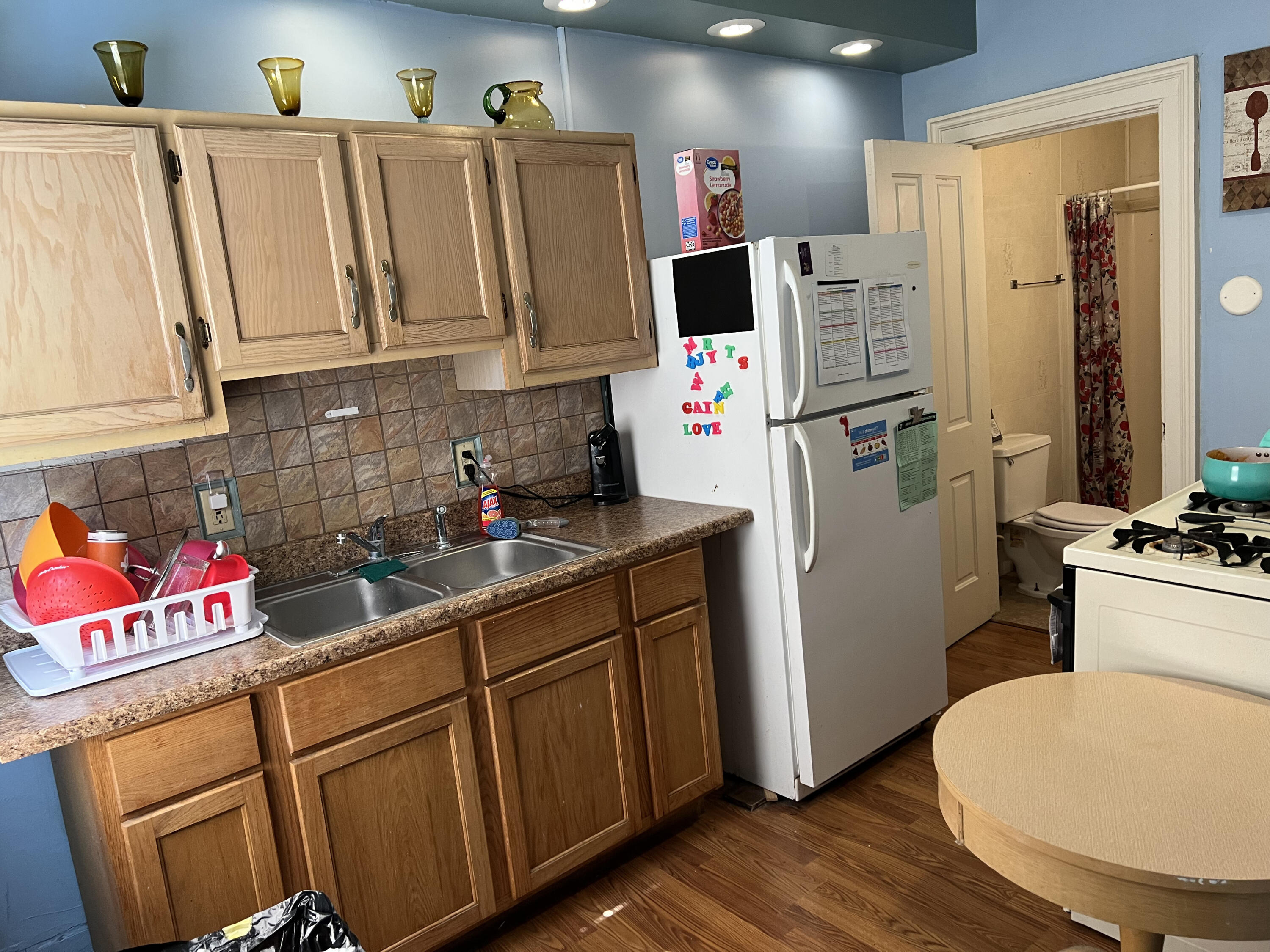 216 S 4th Street