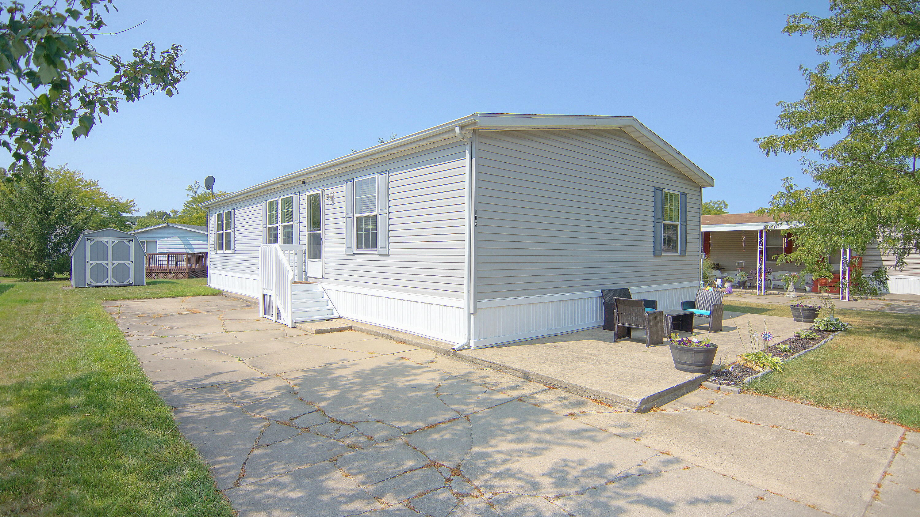 11159 Red Arrow Highway 103