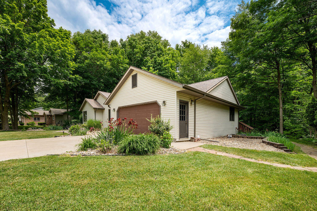 3999 Ravina Terrace, St. Joseph