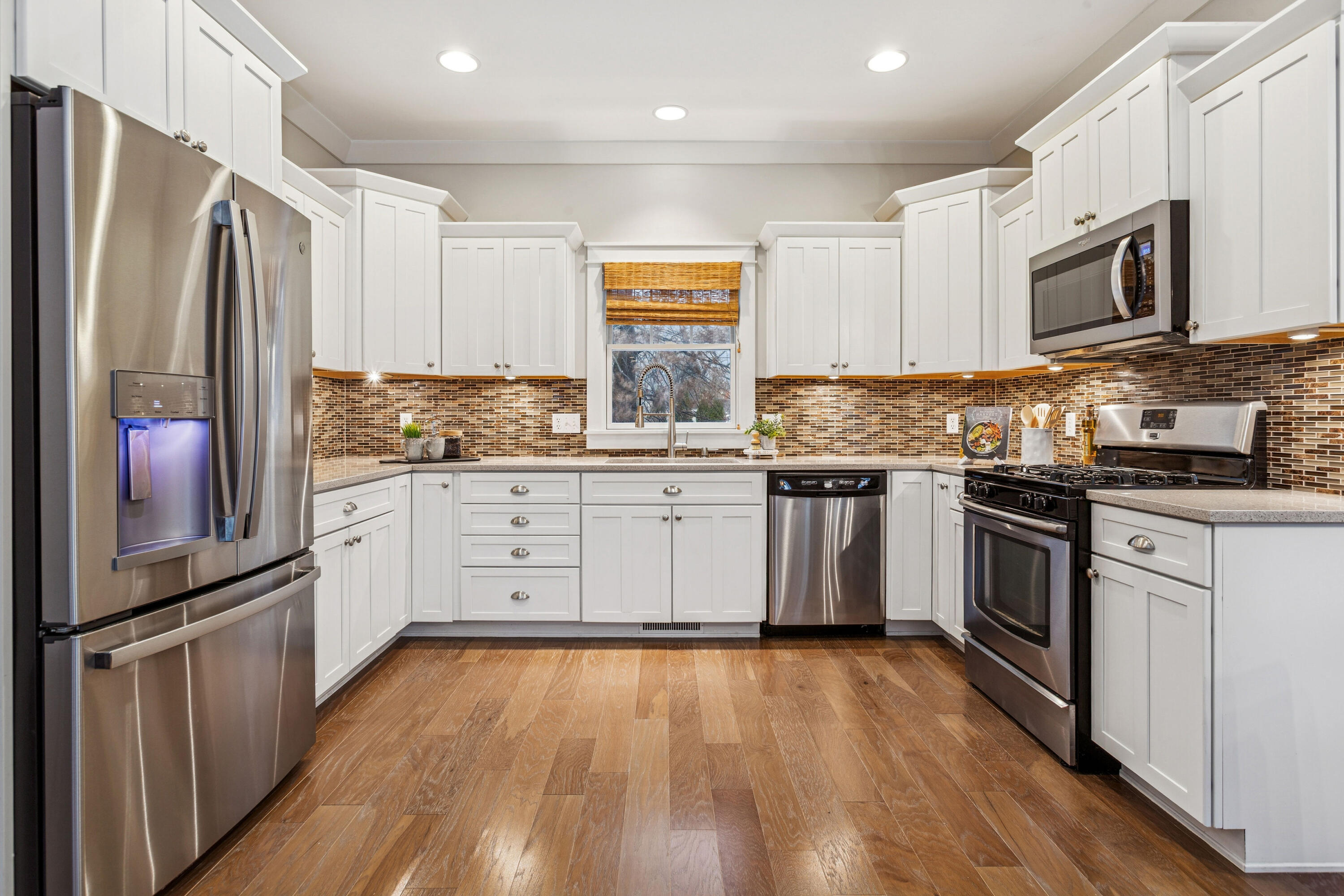 3707 Fox Crossing, St. Joseph