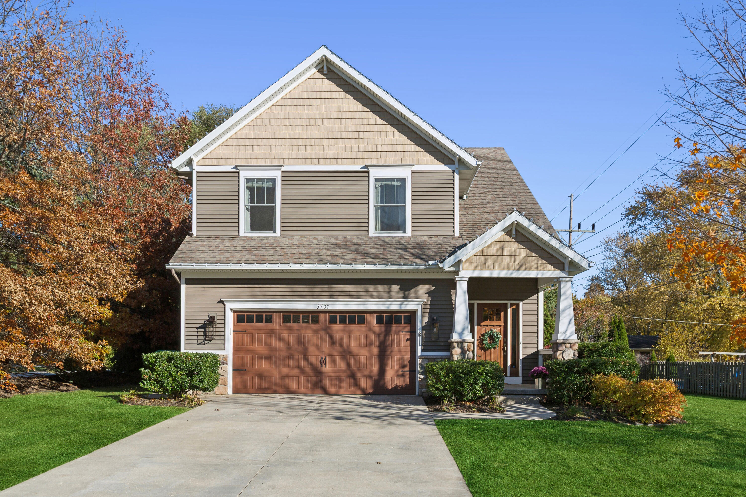 3707 Fox Crossing, St. Joseph