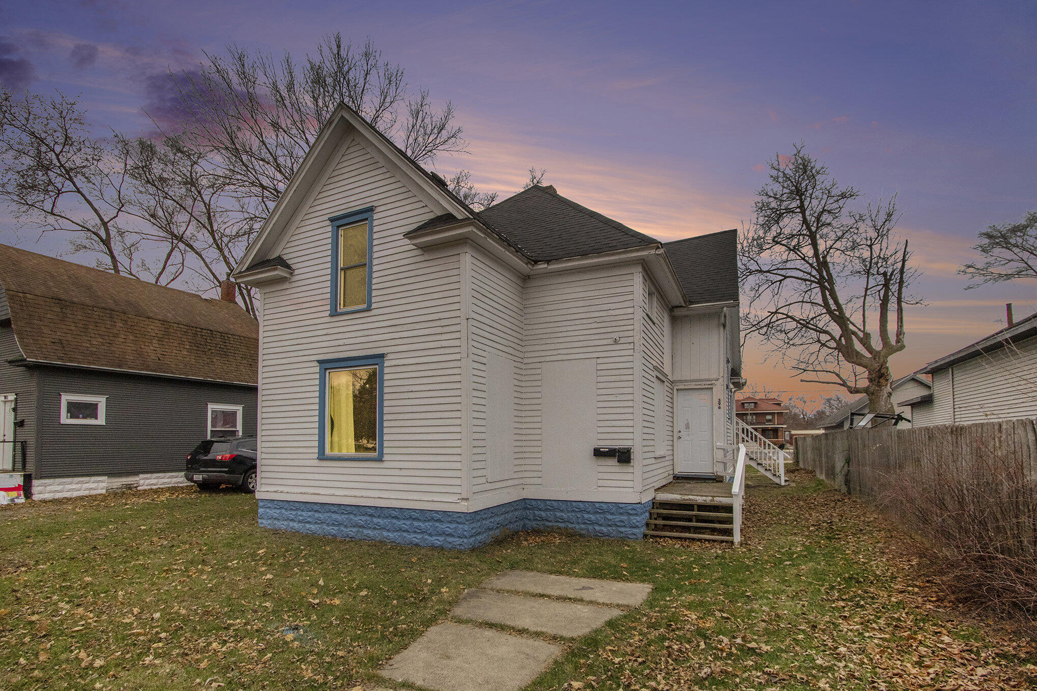 596 Superior Street