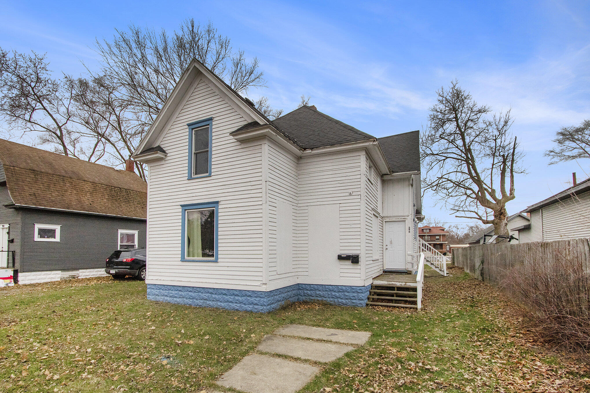 596 Superior Street