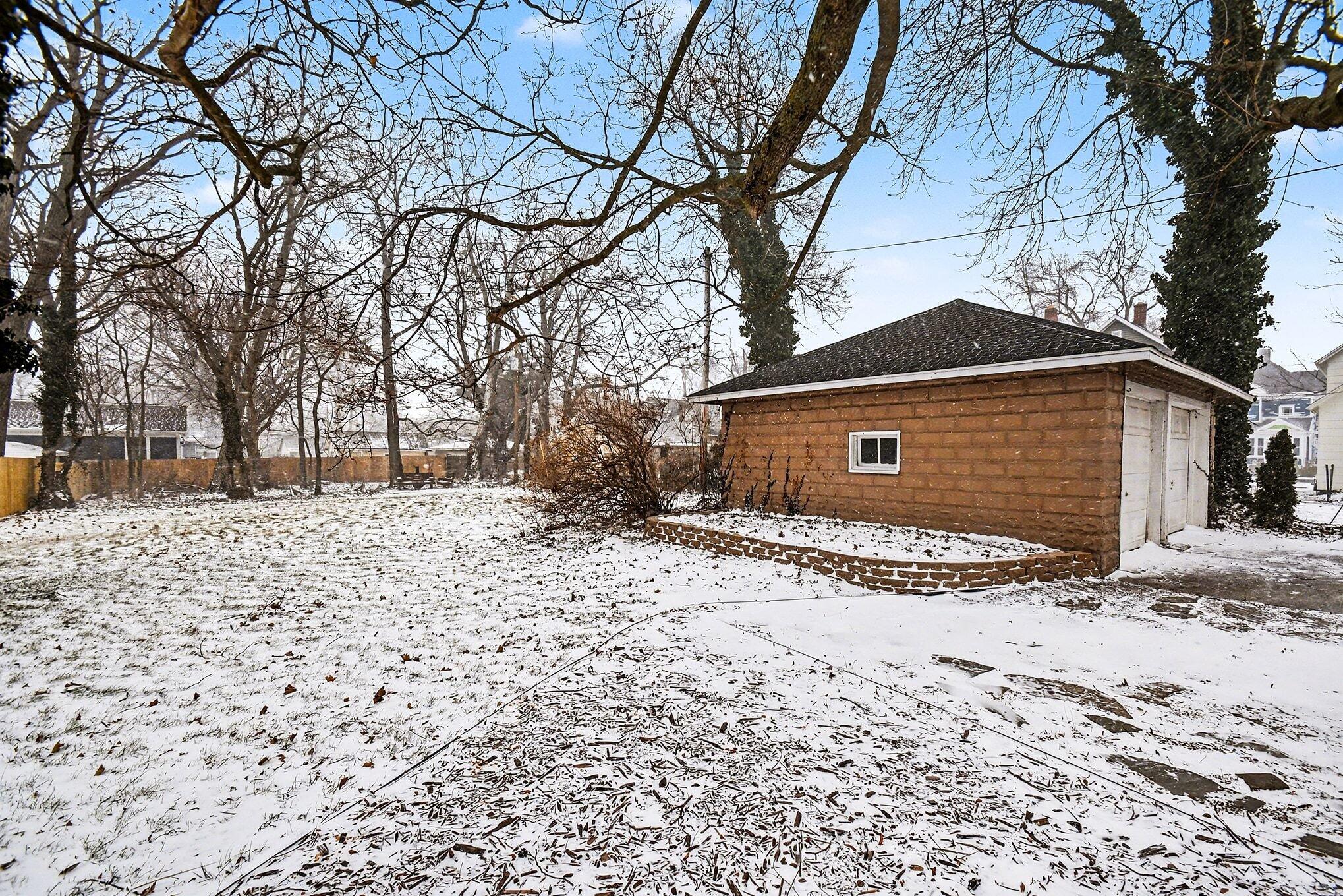 1457 Main Street, St. Joseph