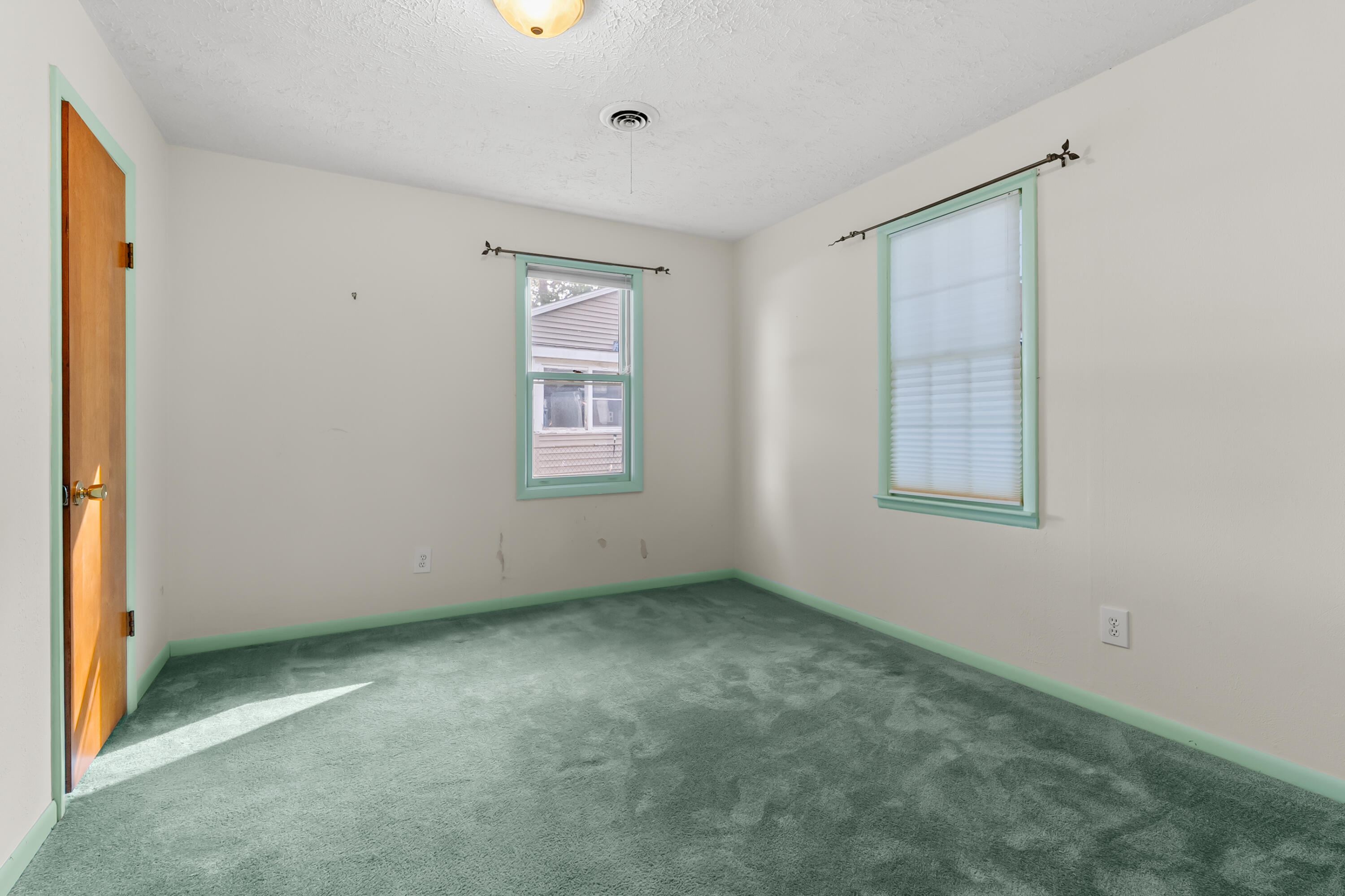 10494 Tomkinson Drive