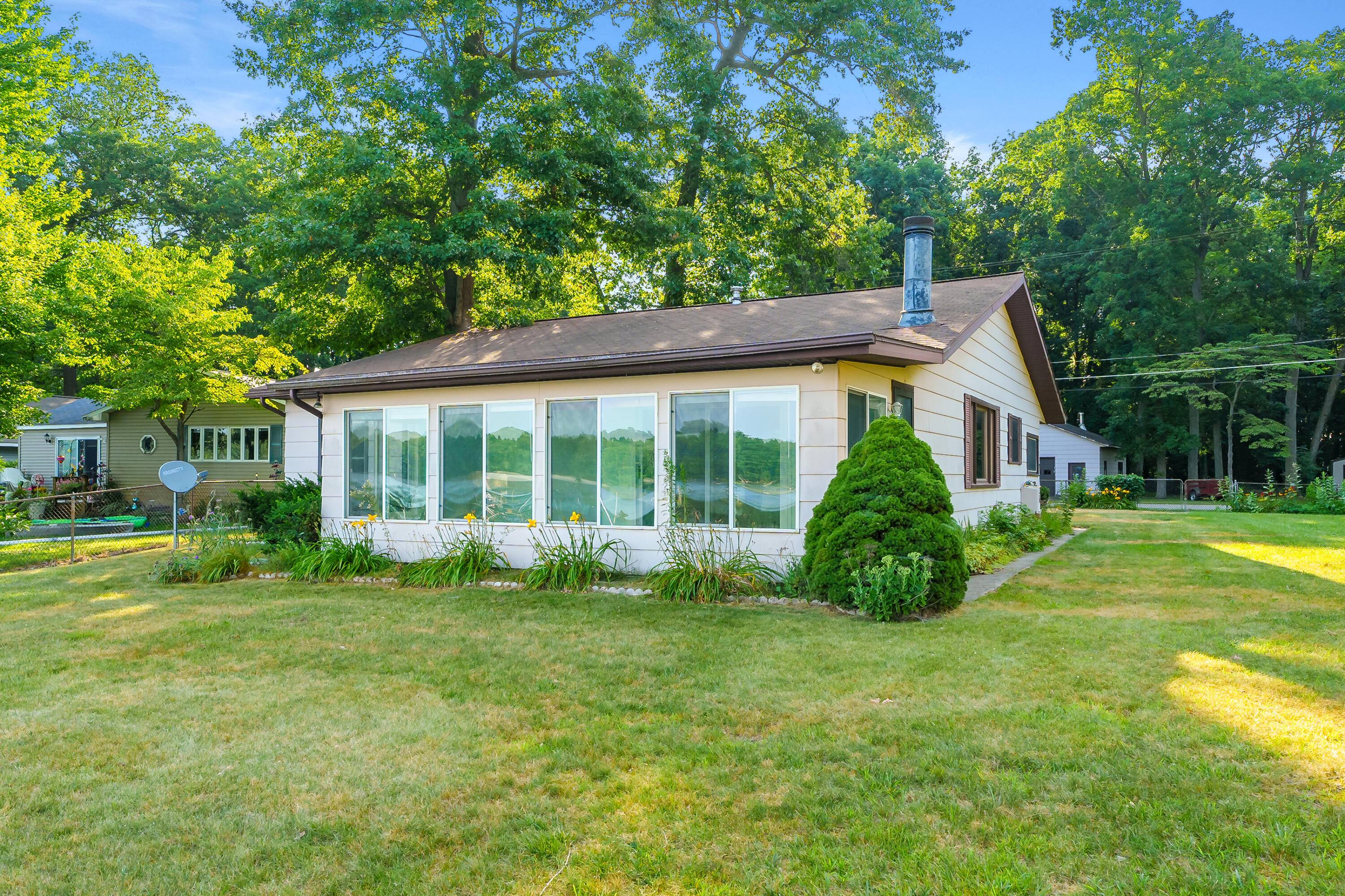 10494 Tomkinson Drive