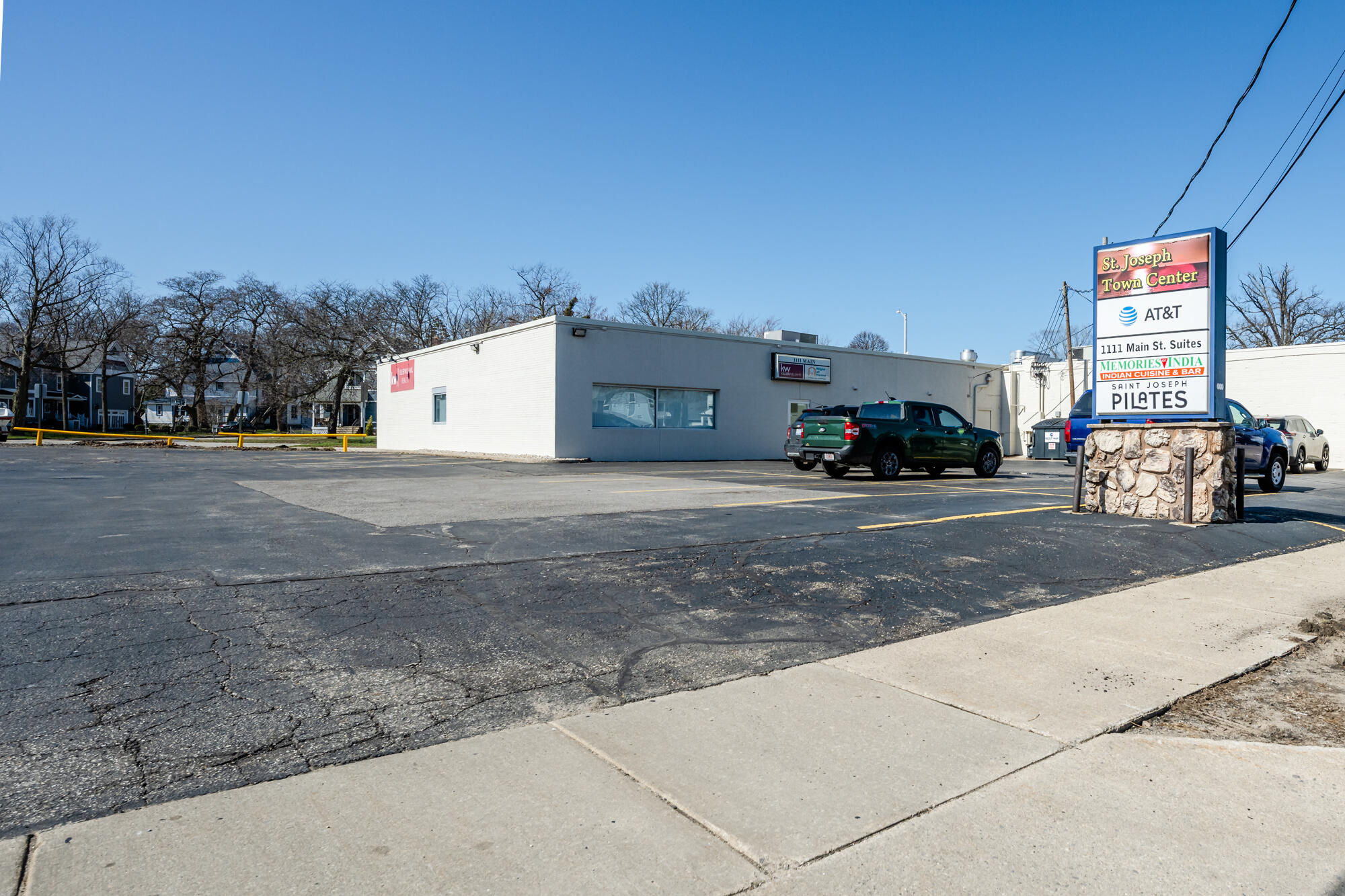 1111 Main Street, St. Joseph