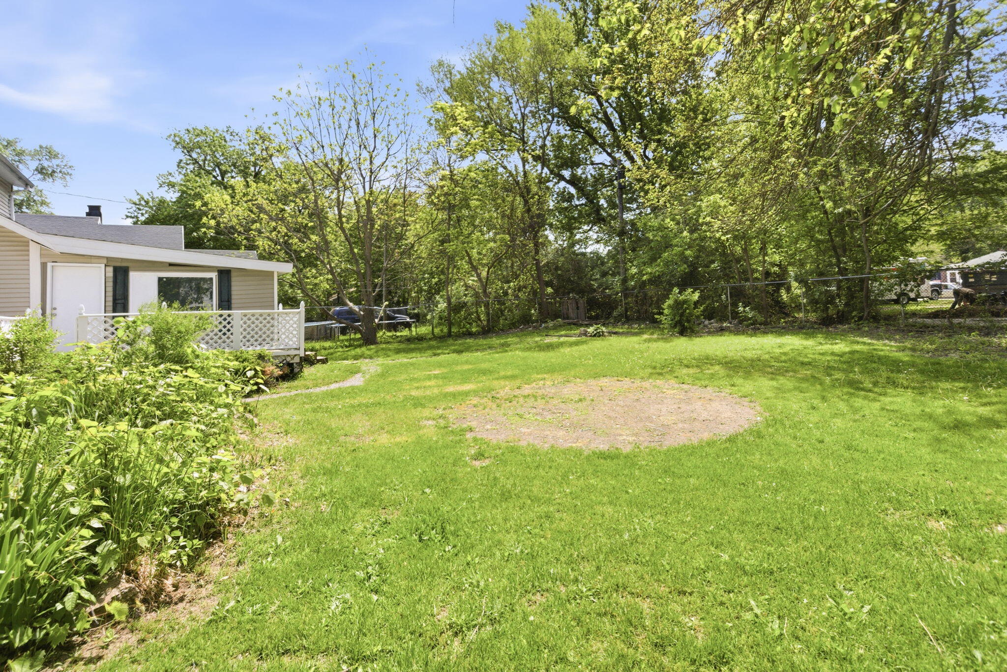 786 Buss Avenue