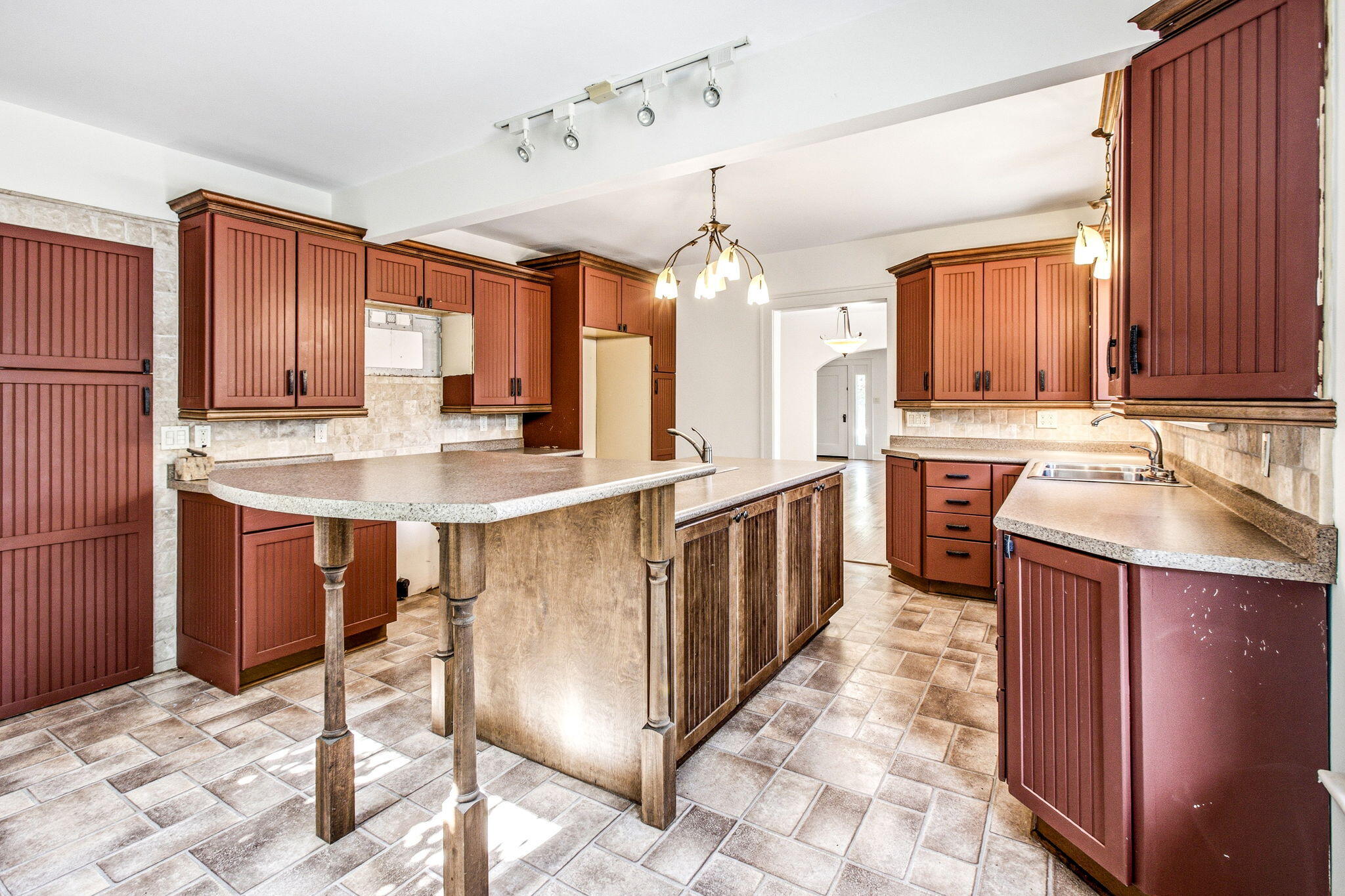 2501 Lakeview Avenue, St. Joseph