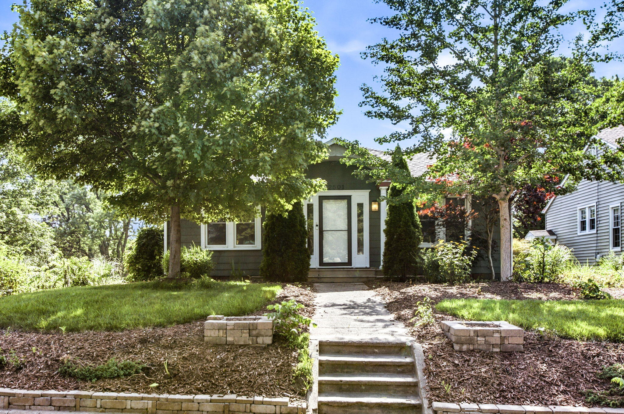 2501 Lakeview Avenue, St. Joseph