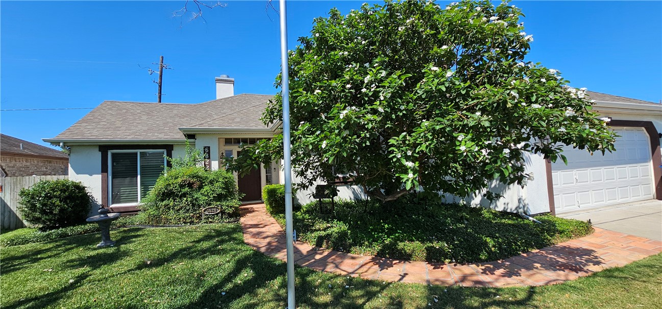 6822 Vineyard Dr
