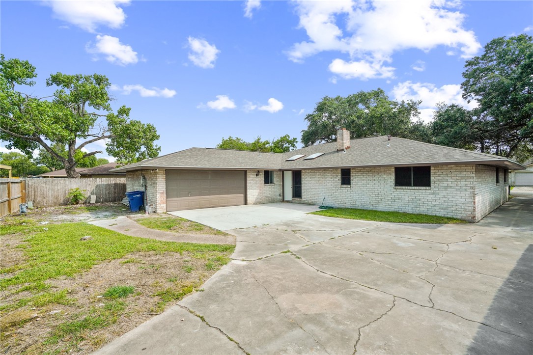 4305 Biltmore Dr