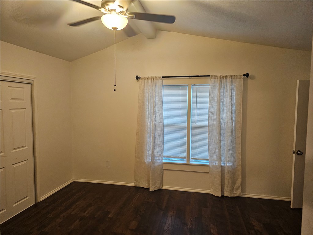 229 Courtland Dr