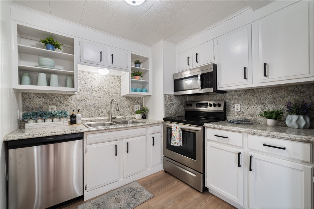 418 Antares Dr
