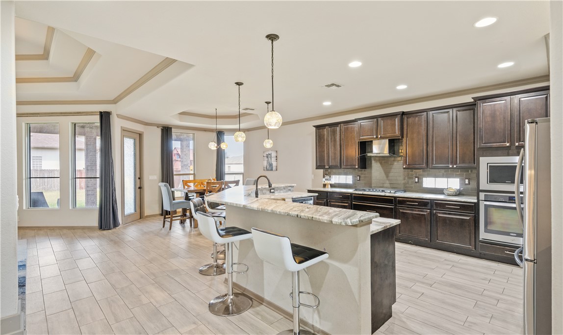 3102 N Oso Pkwy