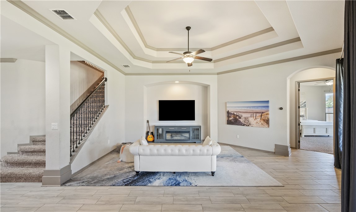 3102 N Oso Pkwy