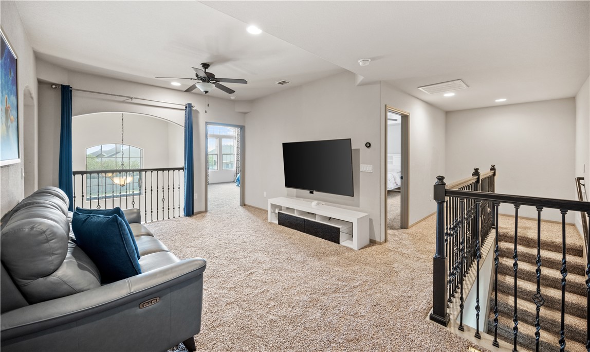 3102 N Oso Pkwy