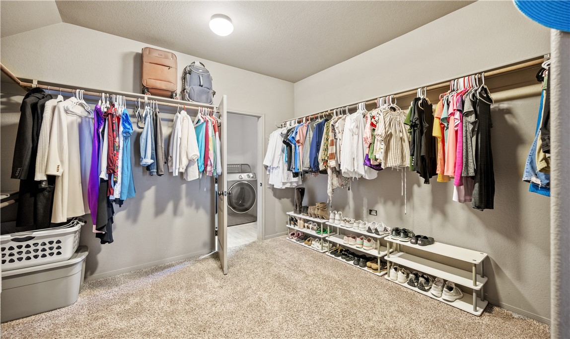 3102 N Oso Pkwy