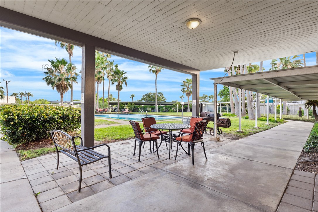 4600 Ocean Dr 1002