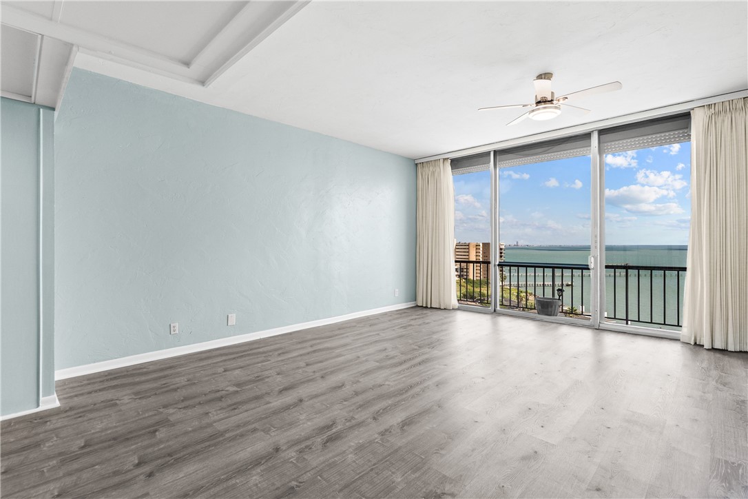 4600 Ocean Dr 1002