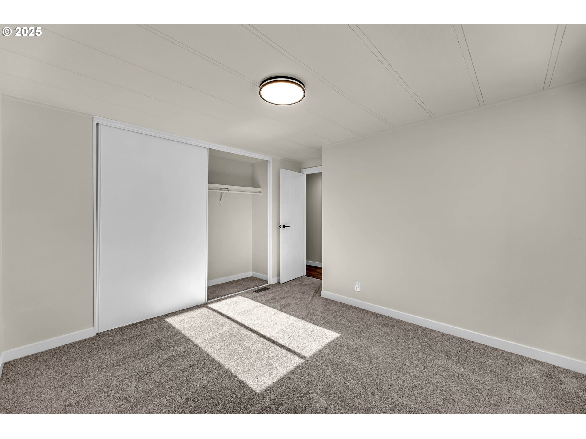 5101 NE 121ST AVE 21