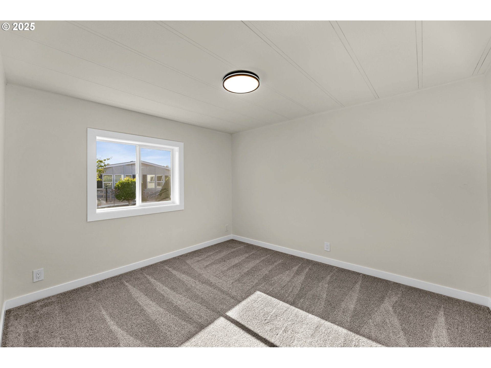 5101 NE 121ST AVE 21