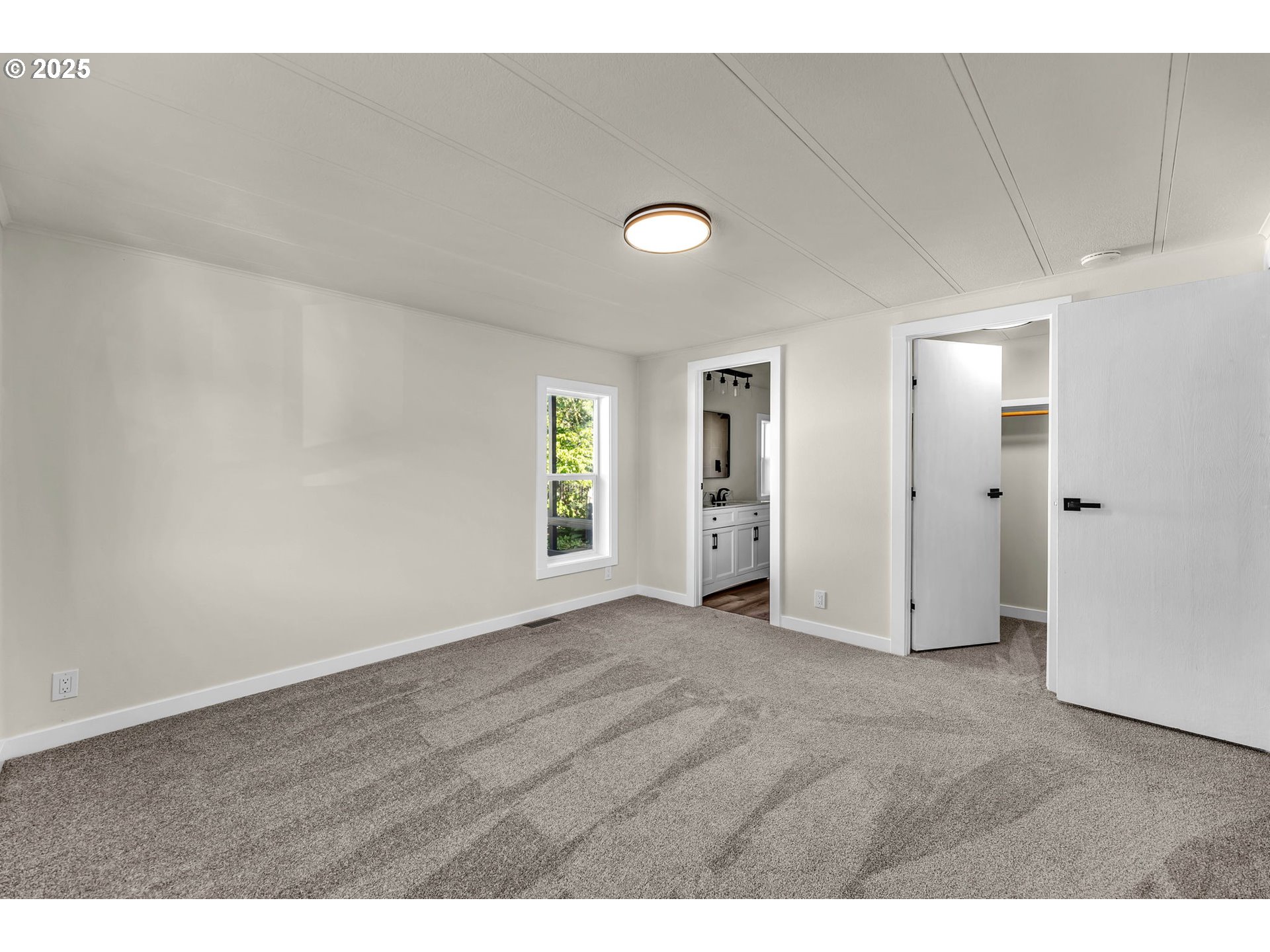 5101 NE 121ST AVE 21