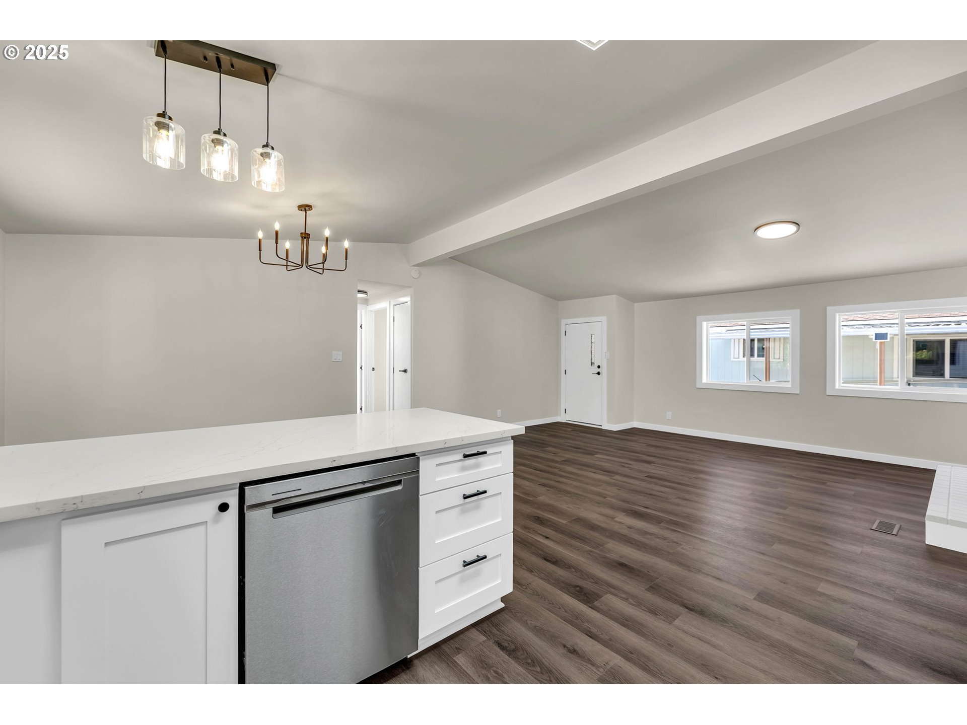 5101 NE 121ST AVE 21