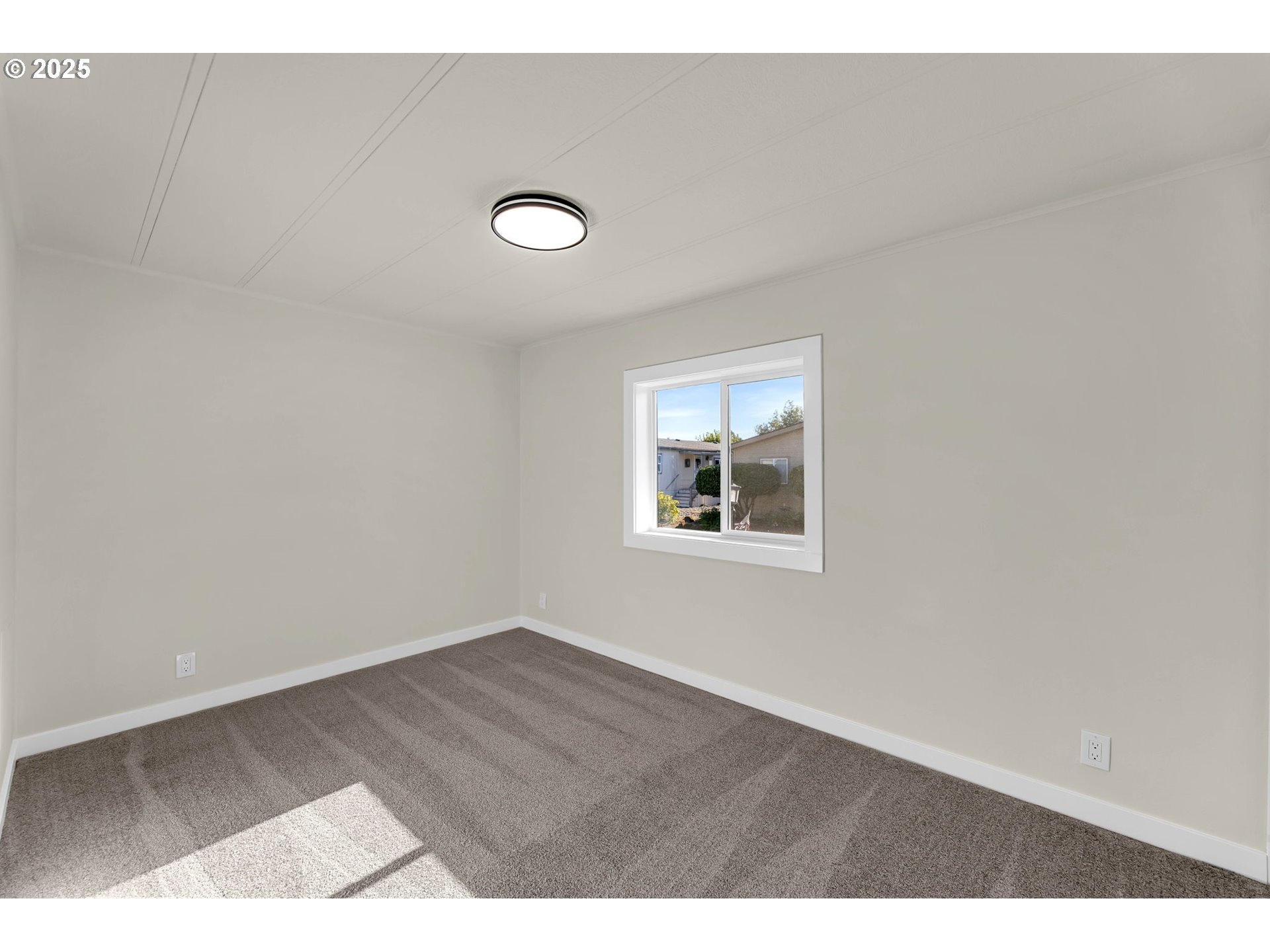 5101 NE 121ST AVE 21