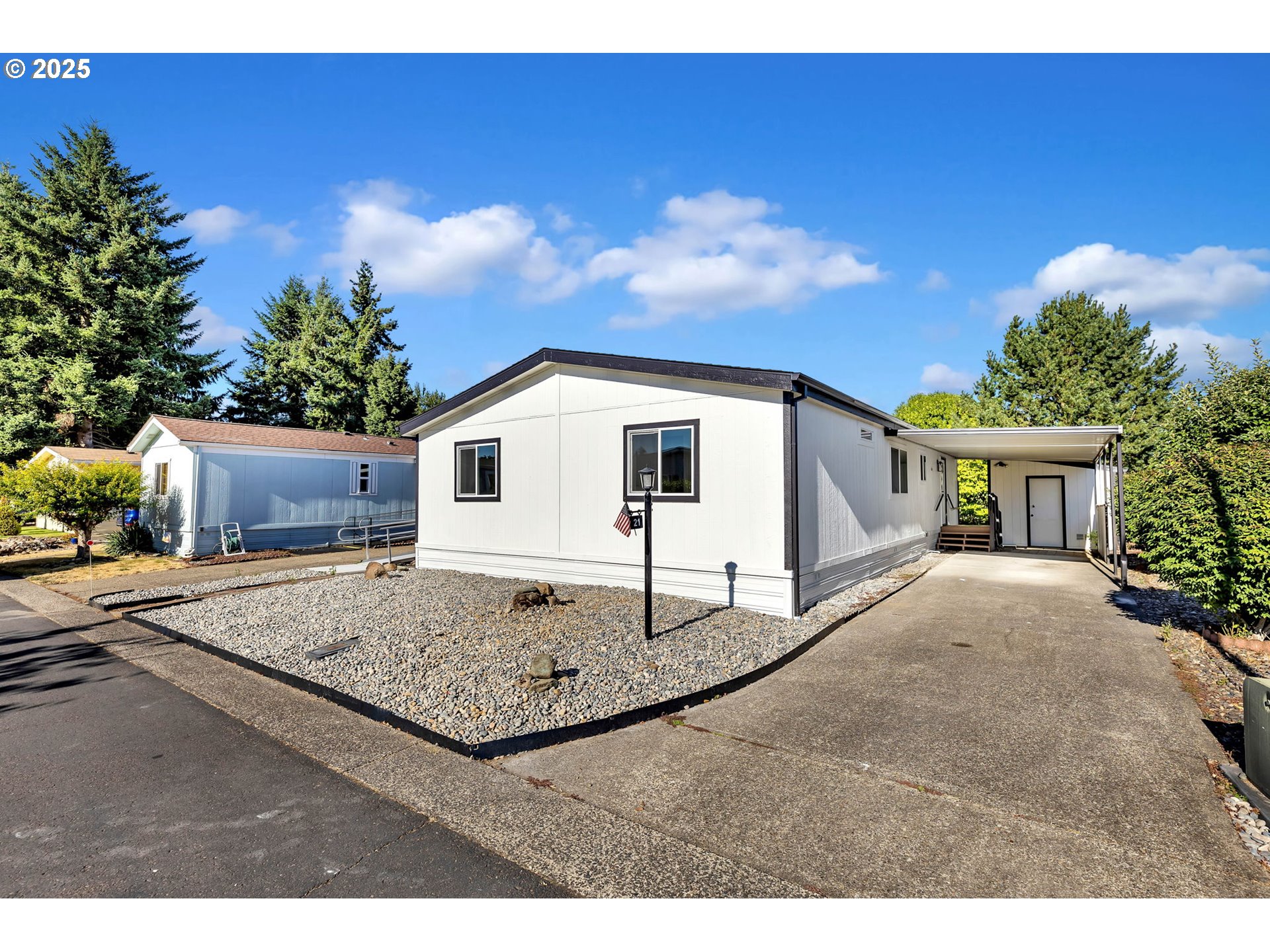 5101 NE 121ST AVE 21