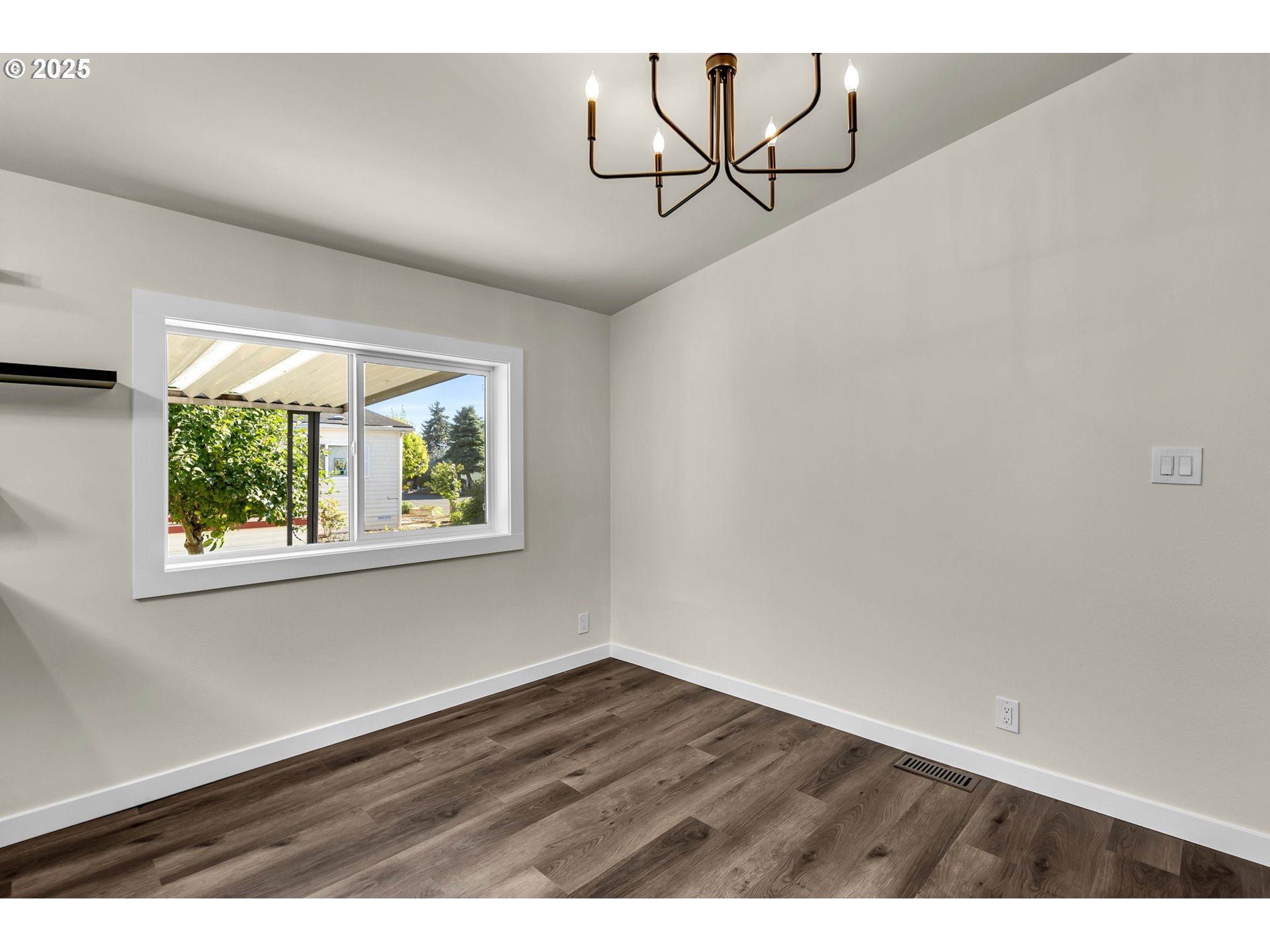 5101 NE 121ST AVE 21