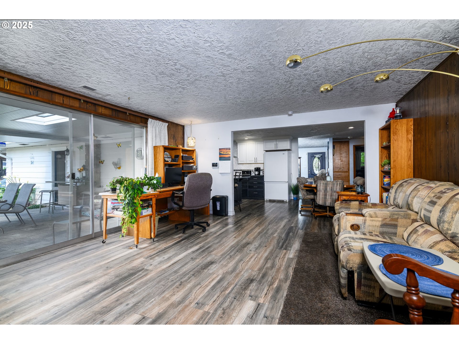 4000 NE 44th AVE