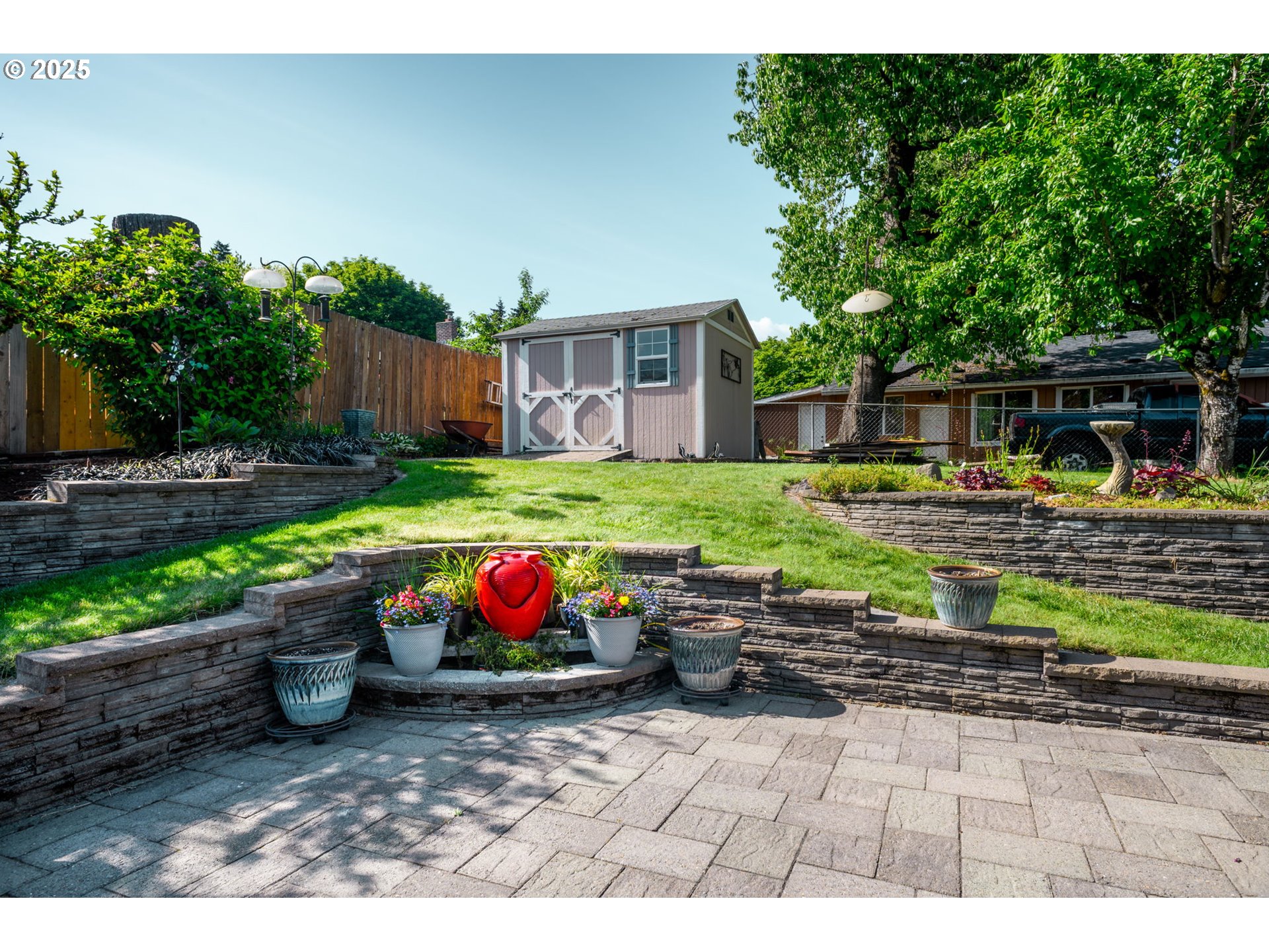 4000 NE 44th AVE