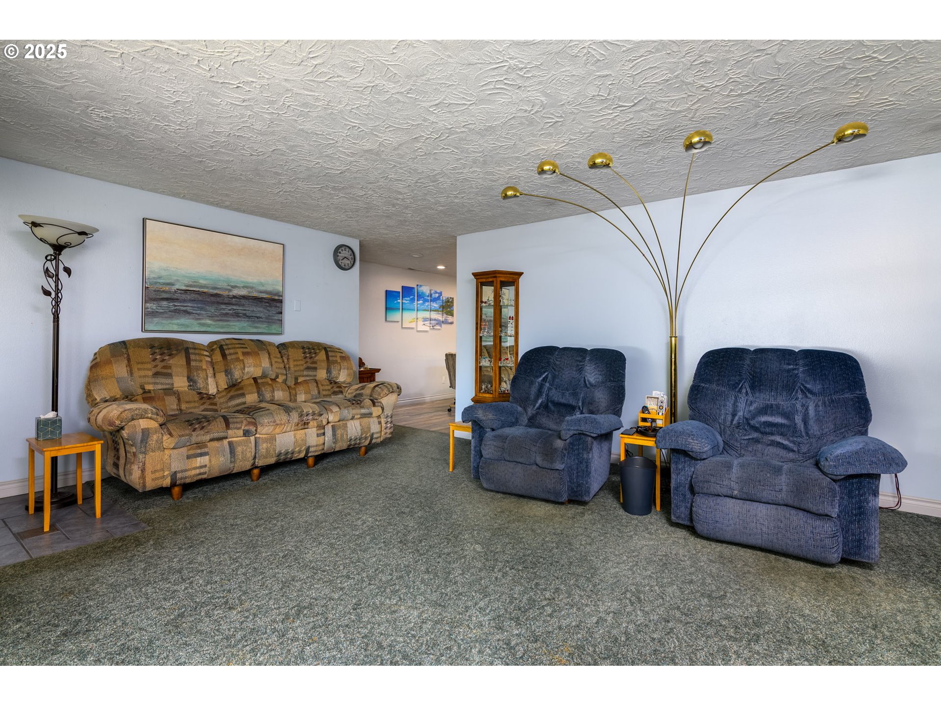 4000 NE 44th AVE