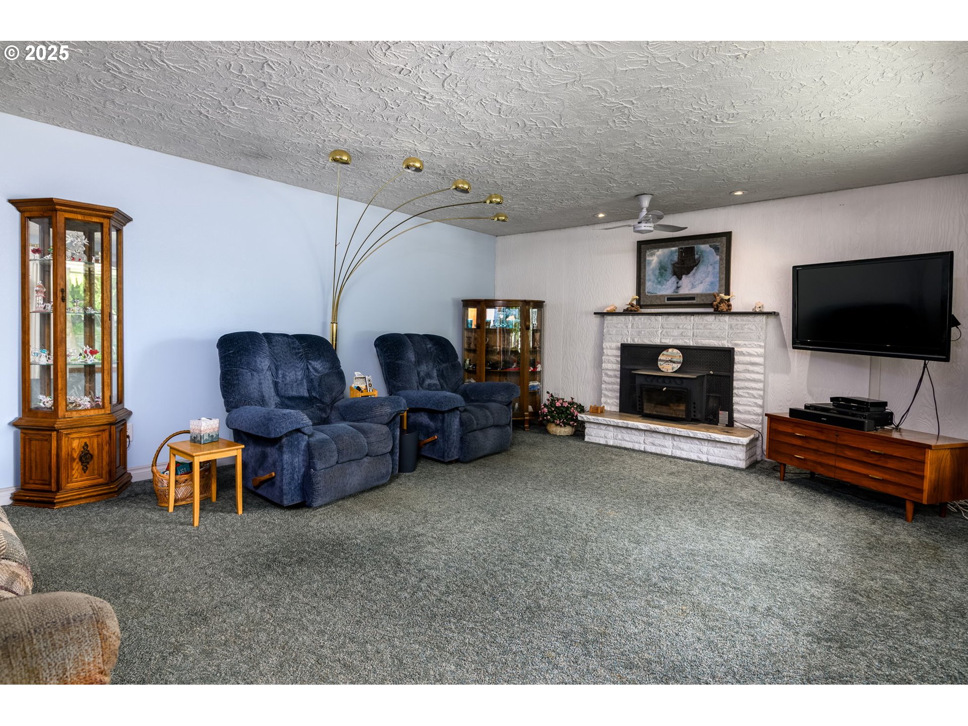 4000 NE 44th AVE