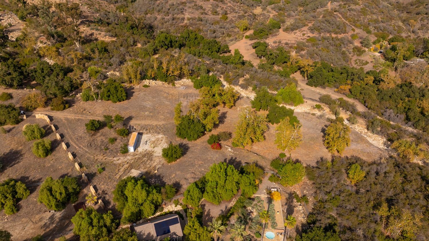 1218 Foothill Road