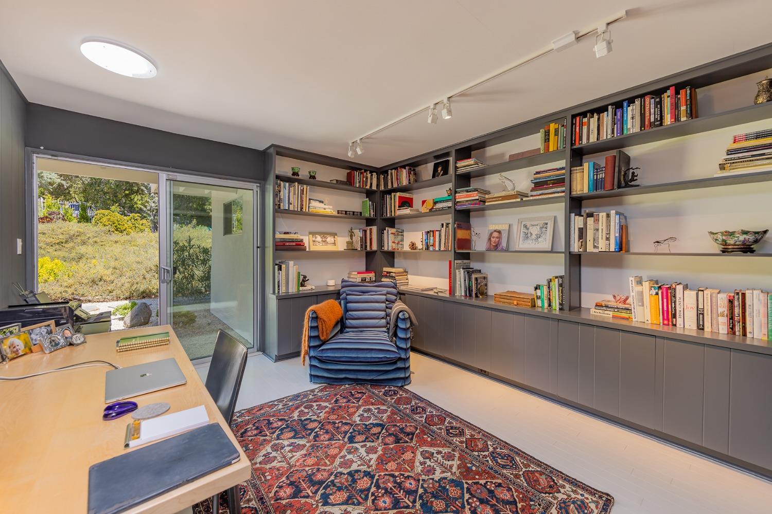 502 Vista Hermosa Drive