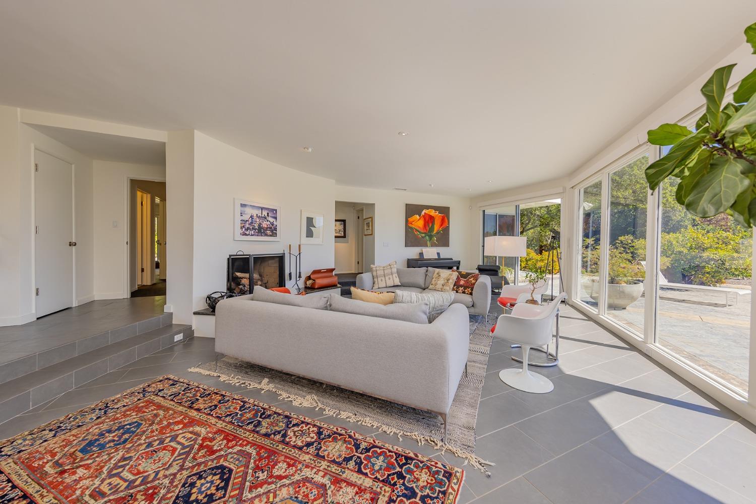 502 Vista Hermosa Drive