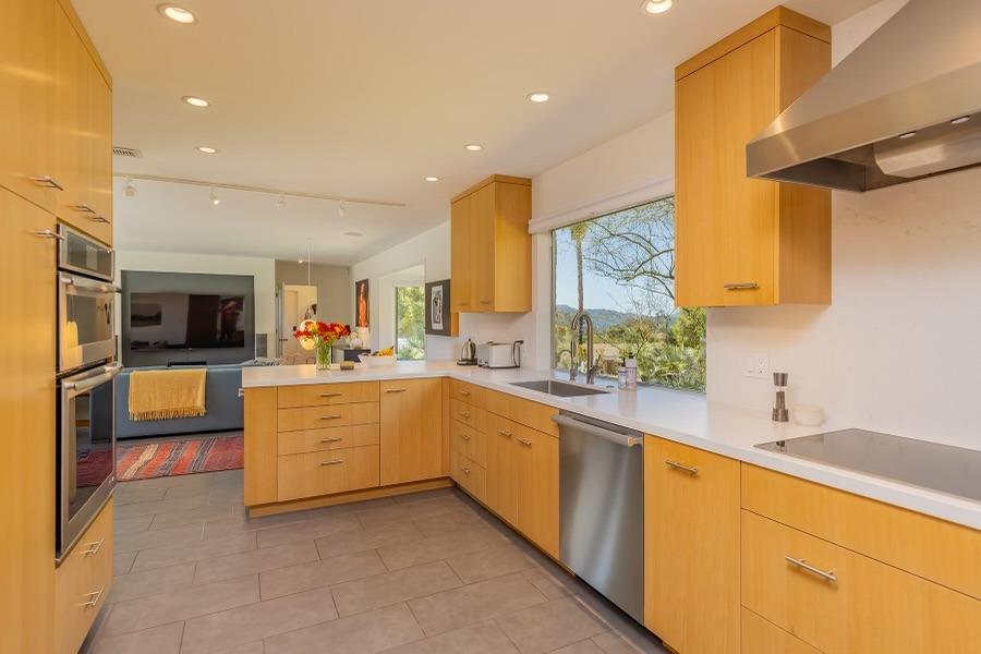 502 Vista Hermosa Drive