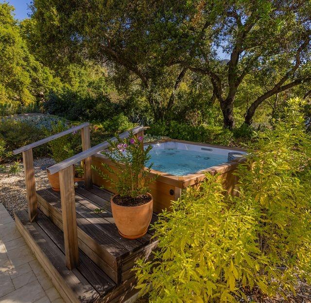 502 Vista Hermosa Drive