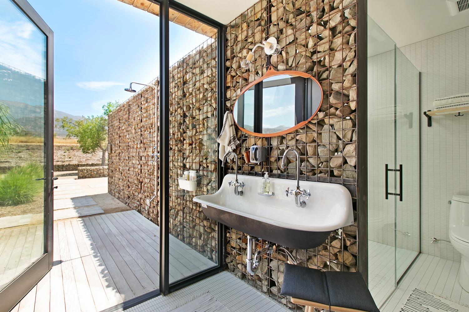11100 Sulphur Mountain Road