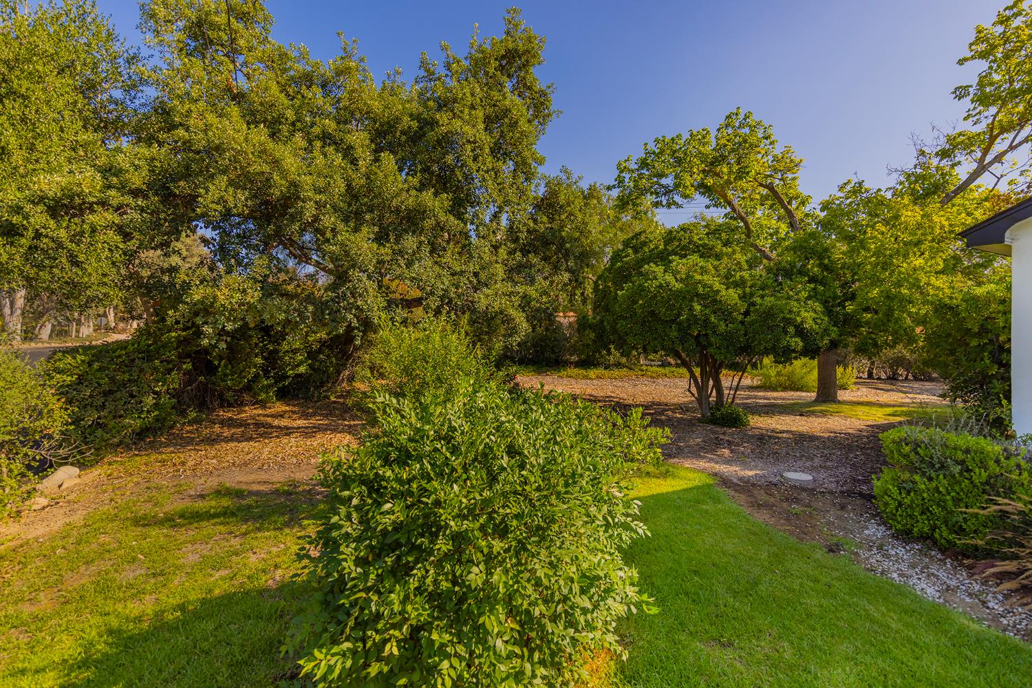 212 Foothill Road