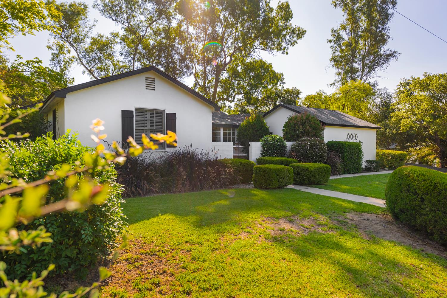212 Foothill Road