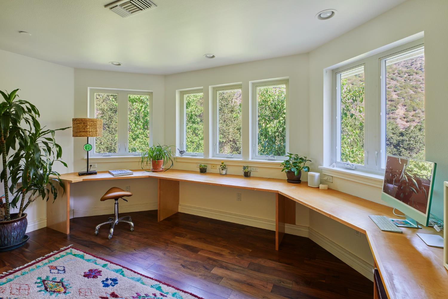 15990 Maricopa Highway