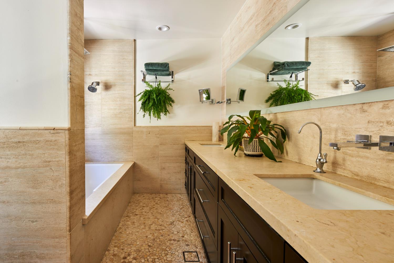 15990 Maricopa Highway